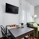 Bmga L Cozy Industrial Apartment In City Center
